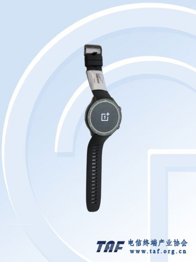 OnePlus Watch 3 v databáze TENAA